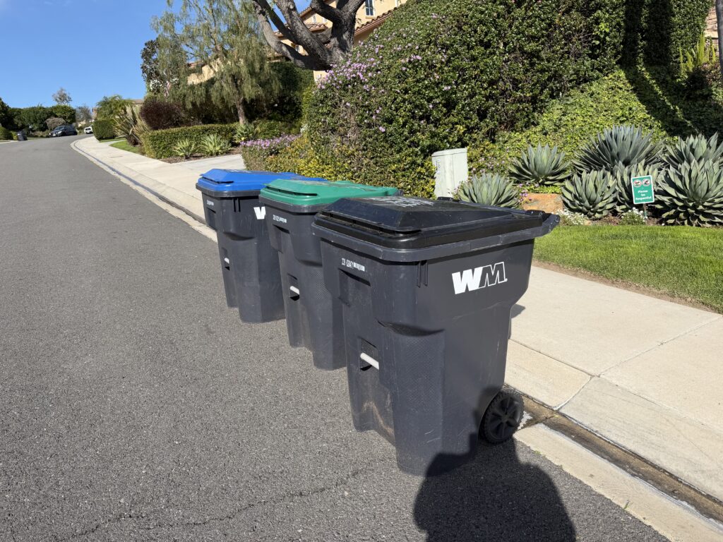 Easy Toss Bin to Curb service ideal for busy families, seniors, frequent travelers, homeowners, and vacation properties — convenient and dependable waste management across Los Angeles, Orange County, and San Diego.